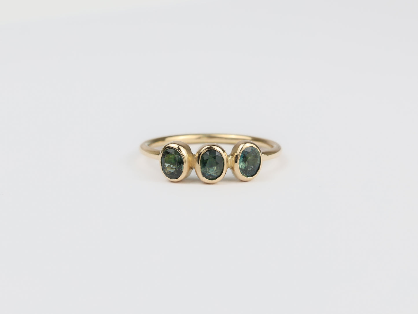 Green sapphire ring