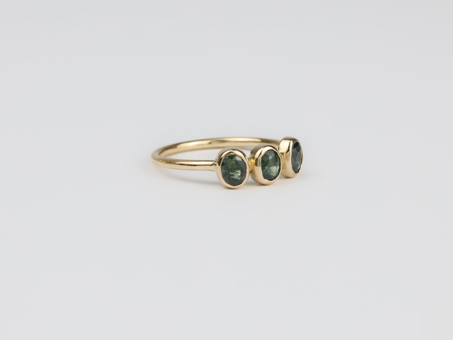 Green sapphire ring